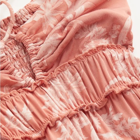 Tie detail dress - Picture 2 of 3